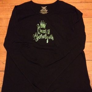 NWOT Queen of shenanigans top